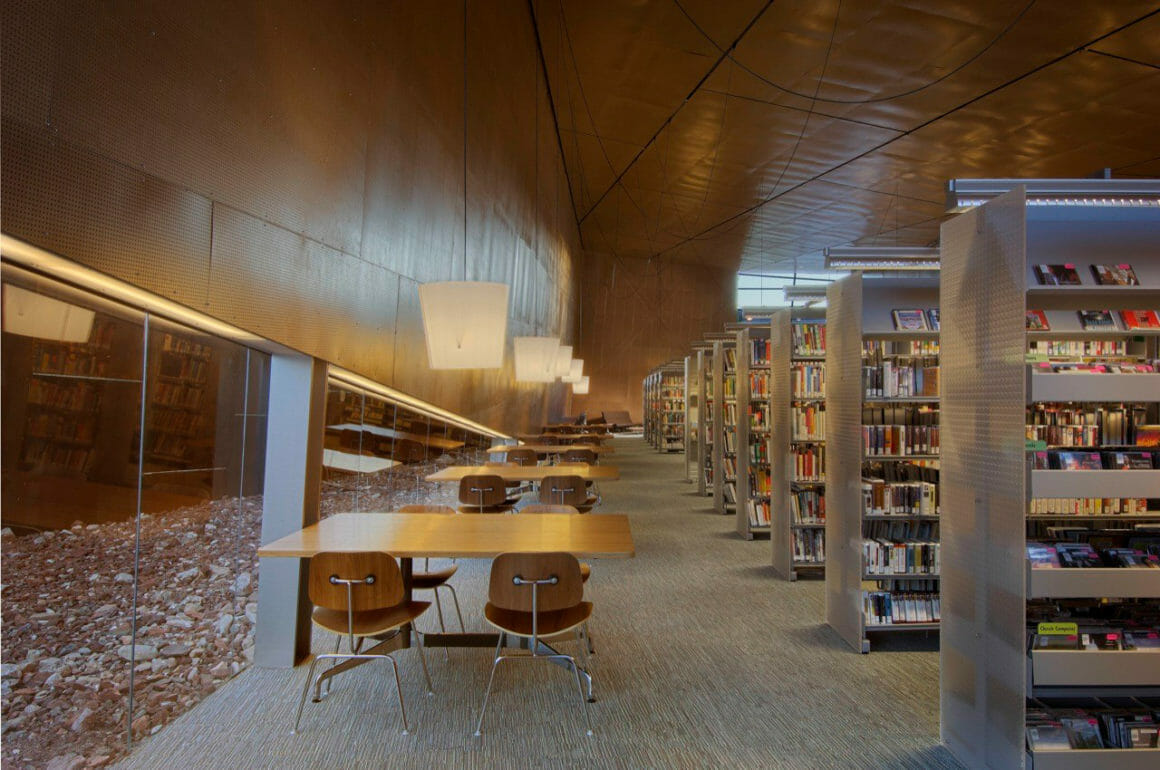 ห้องสมุดอาราเบียน (Arabian Library) แอริโซนา, สหรัฐอเมริกา