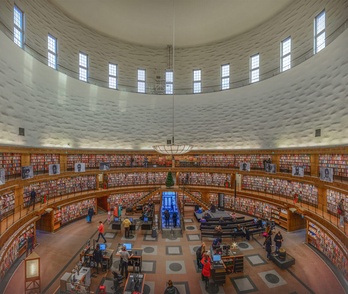 ห้องสมุดเมืองสต็อกโฮล์ม เสน่ห์ความขรึมขลังแบบดั้งเดิมที่ความทันสมัยไม่อาจเอาชนะ