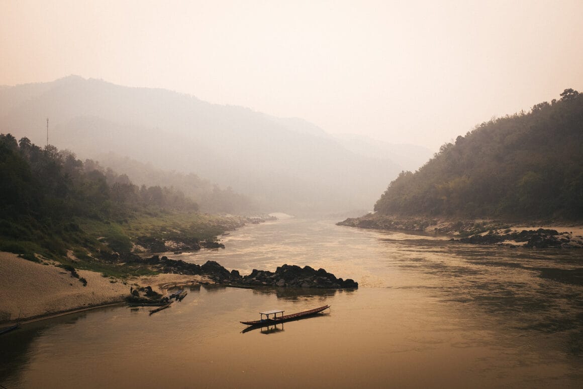 โฮงเฮียนแม่น้ำของ พื้นที่ต่อสู้เพื่อแม่น้ำและความรู้ ‘ของ’ ชุมชน