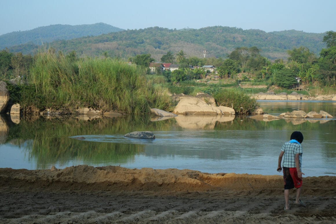 โฮงเฮียนแม่น้ำของ พื้นที่ต่อสู้เพื่อแม่น้ำและความรู้ ‘ของ’ ชุมชน