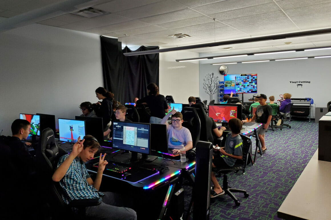 ชวนเกมเมอร์เข้าห้องสมุด ส่งเสริมทักษะและอาชีพใหม่ในอุตสาหกรรมอีสปอร์ต